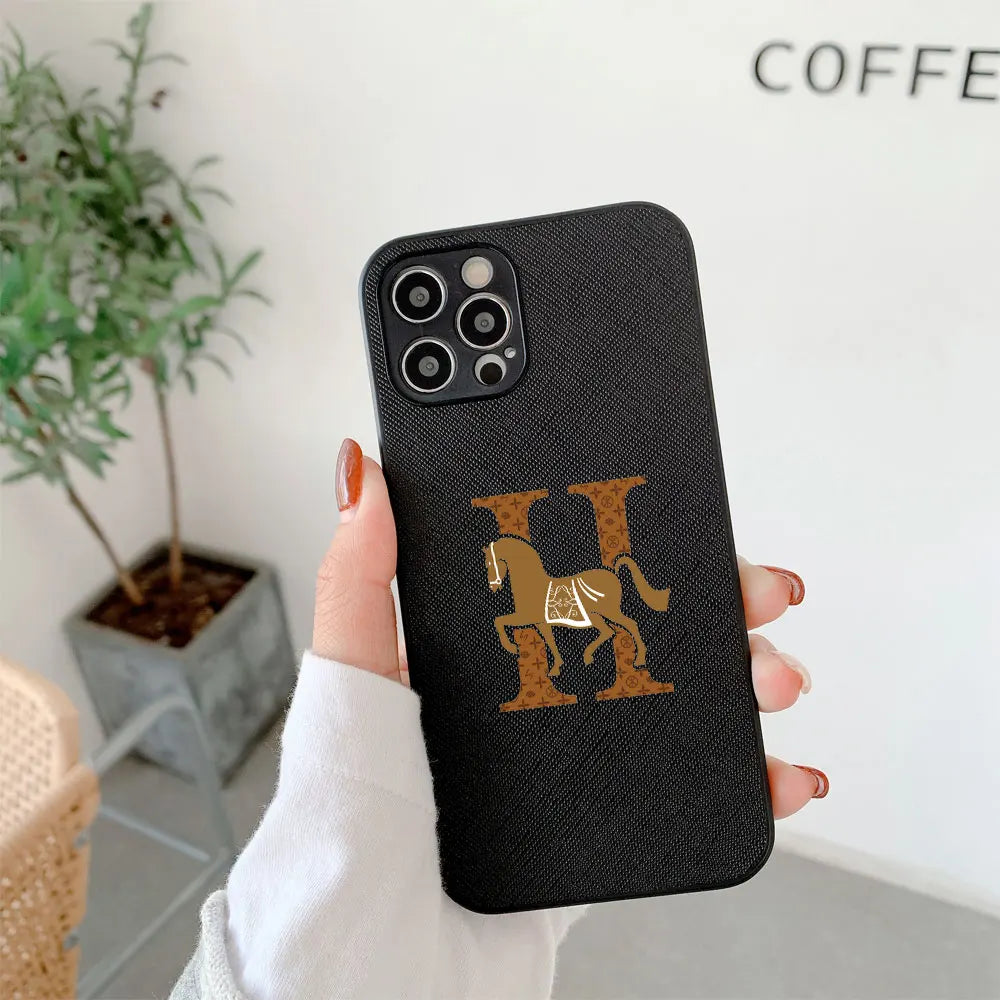 Funda de cuero Classic Horse H Cross ✨ - ¡Elegancia y protección atemporales!